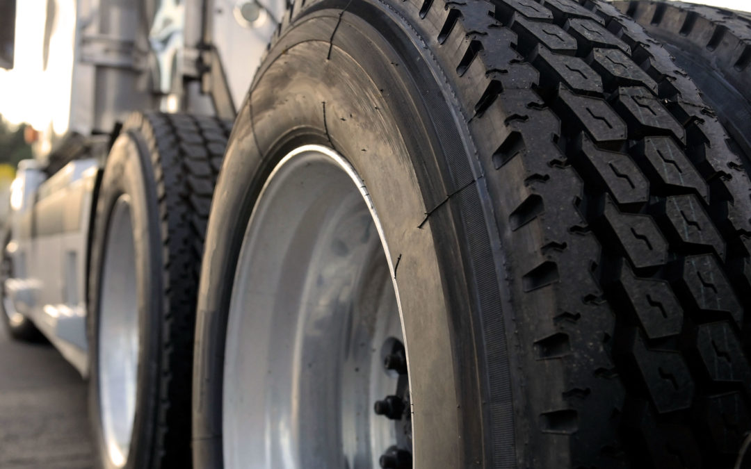 What You Need to Know About Semi Trailer Tires